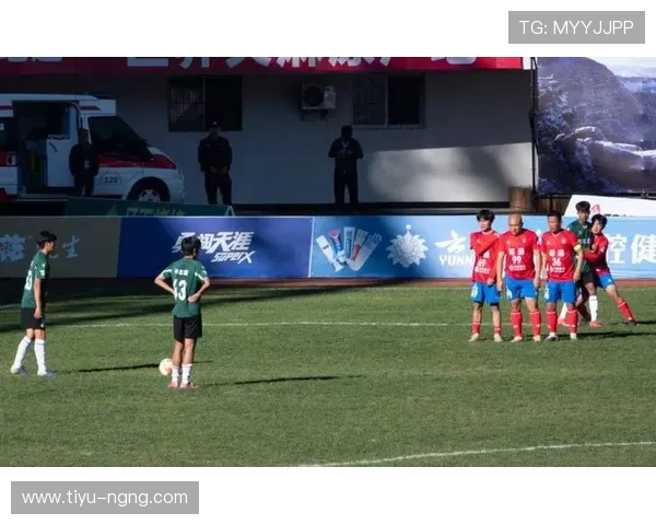 俄罗斯绿茵盛宴:全球球迷齐聚直播间共赏精彩对决 俄罗斯绿茵盛宴:全球球迷齐聚直播间共赏精彩对决